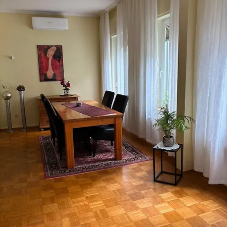 Apartman Haus Mit Fantastischer Dachterrasse *